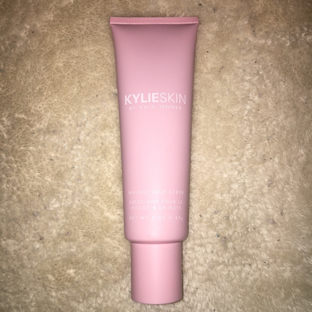 Kylie Skin Walnut Face Scrub